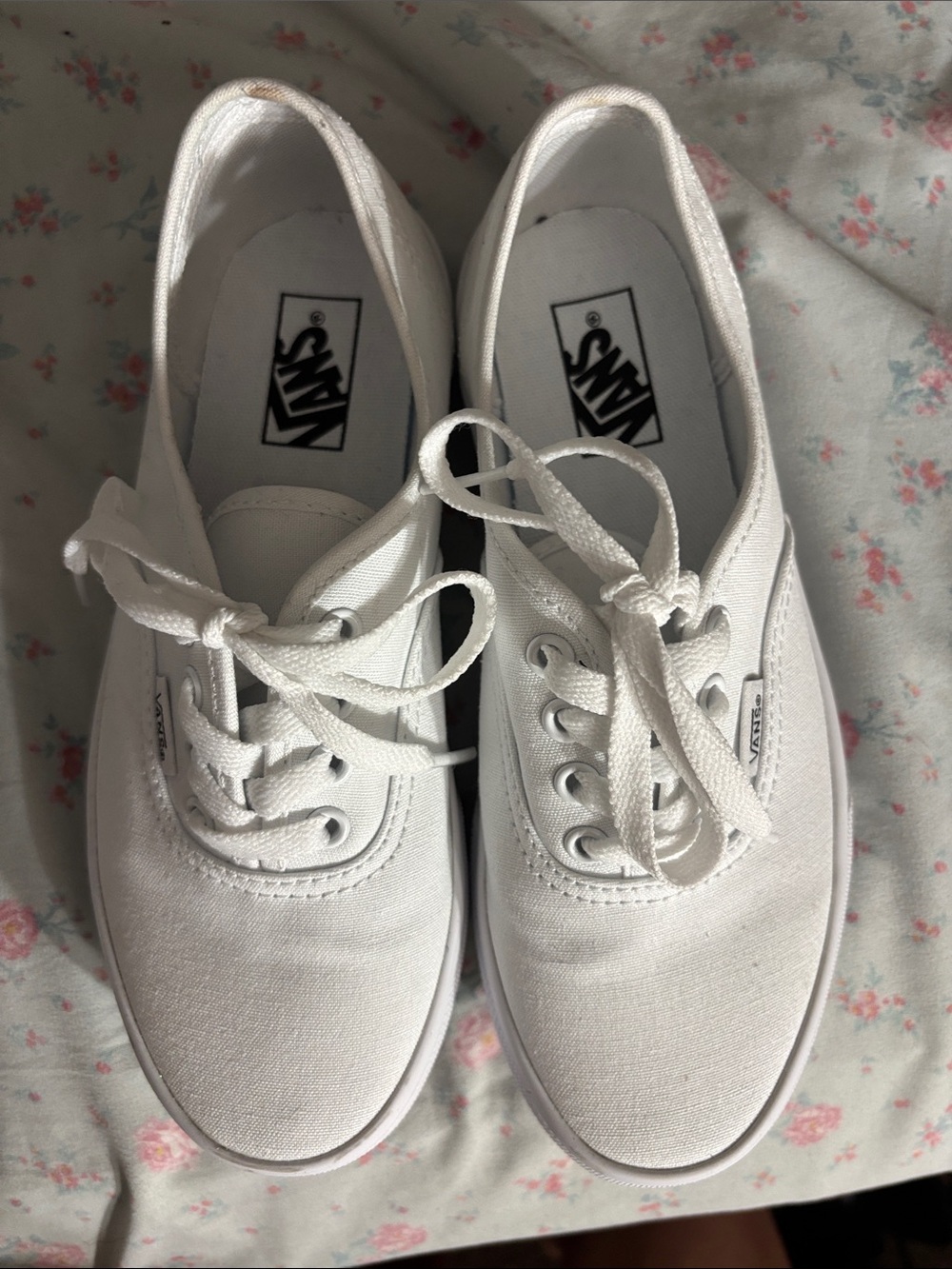 Vans White Canvas Low-Top Lace-Up Sneakers